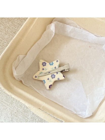 Beau - Oval Star Shaped Floral Print Hair Clip