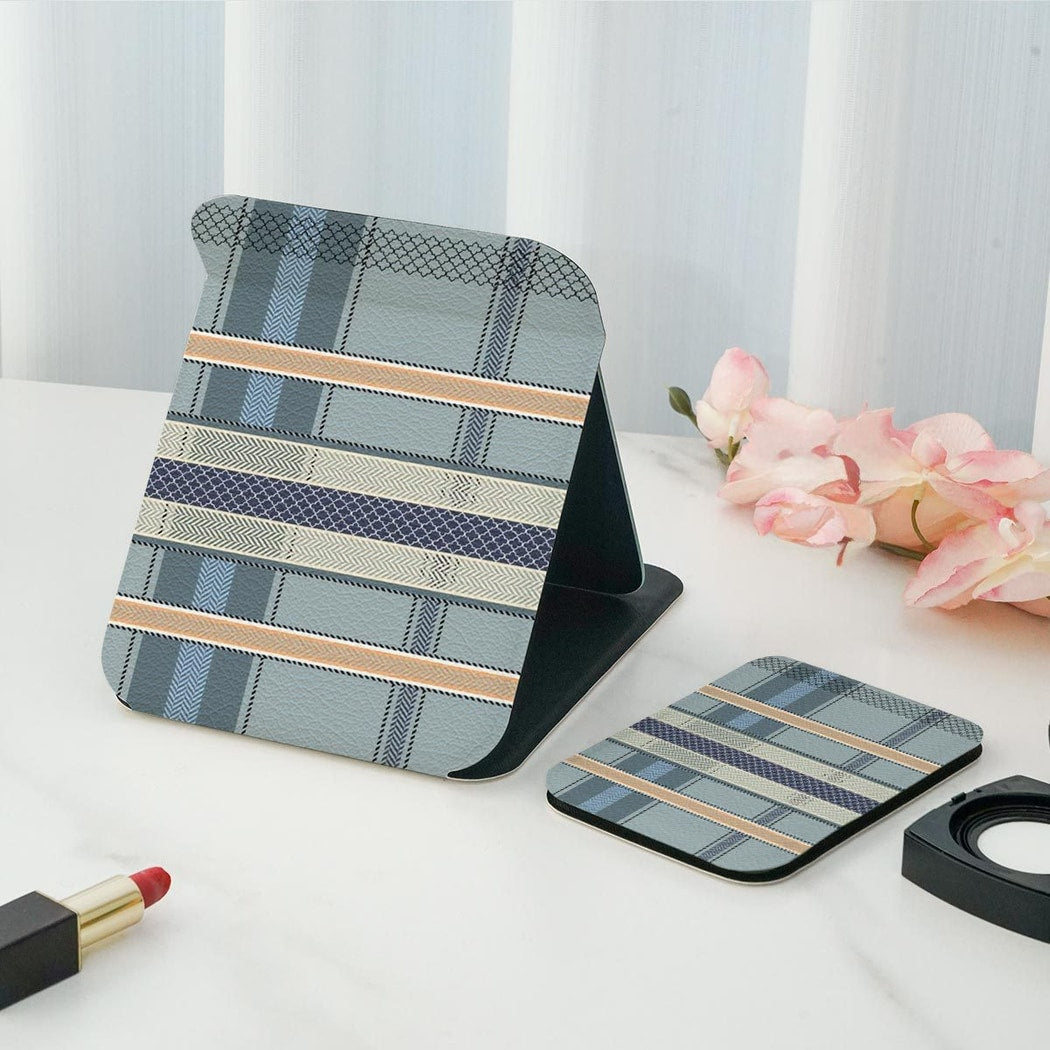 Mirroray - Plaid Pattern Folding Touch-Up Makeup Mirror