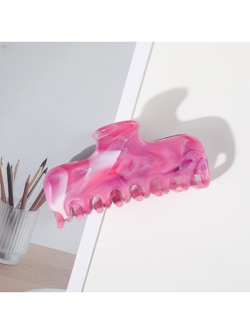 Beau - Marble Swirl Flat Plastic Hair Claw Clip