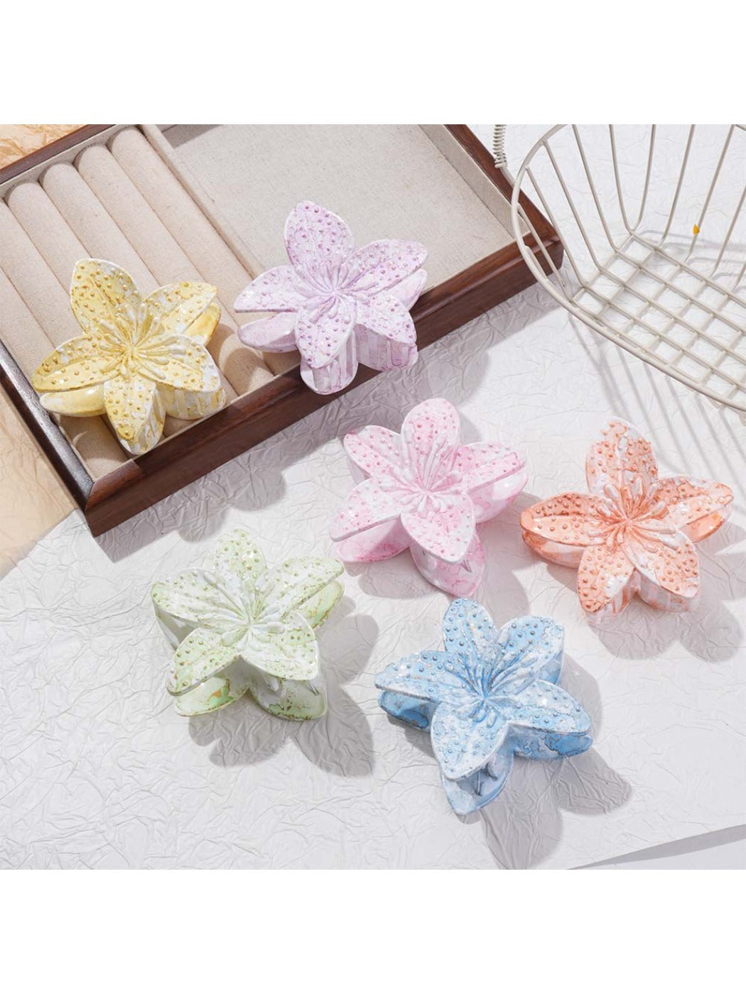Beau - Trendy Colorful Flower Shaped Hair Clip