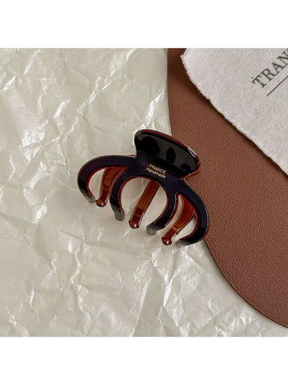 Beau - Minimalist Style Claw Clip
