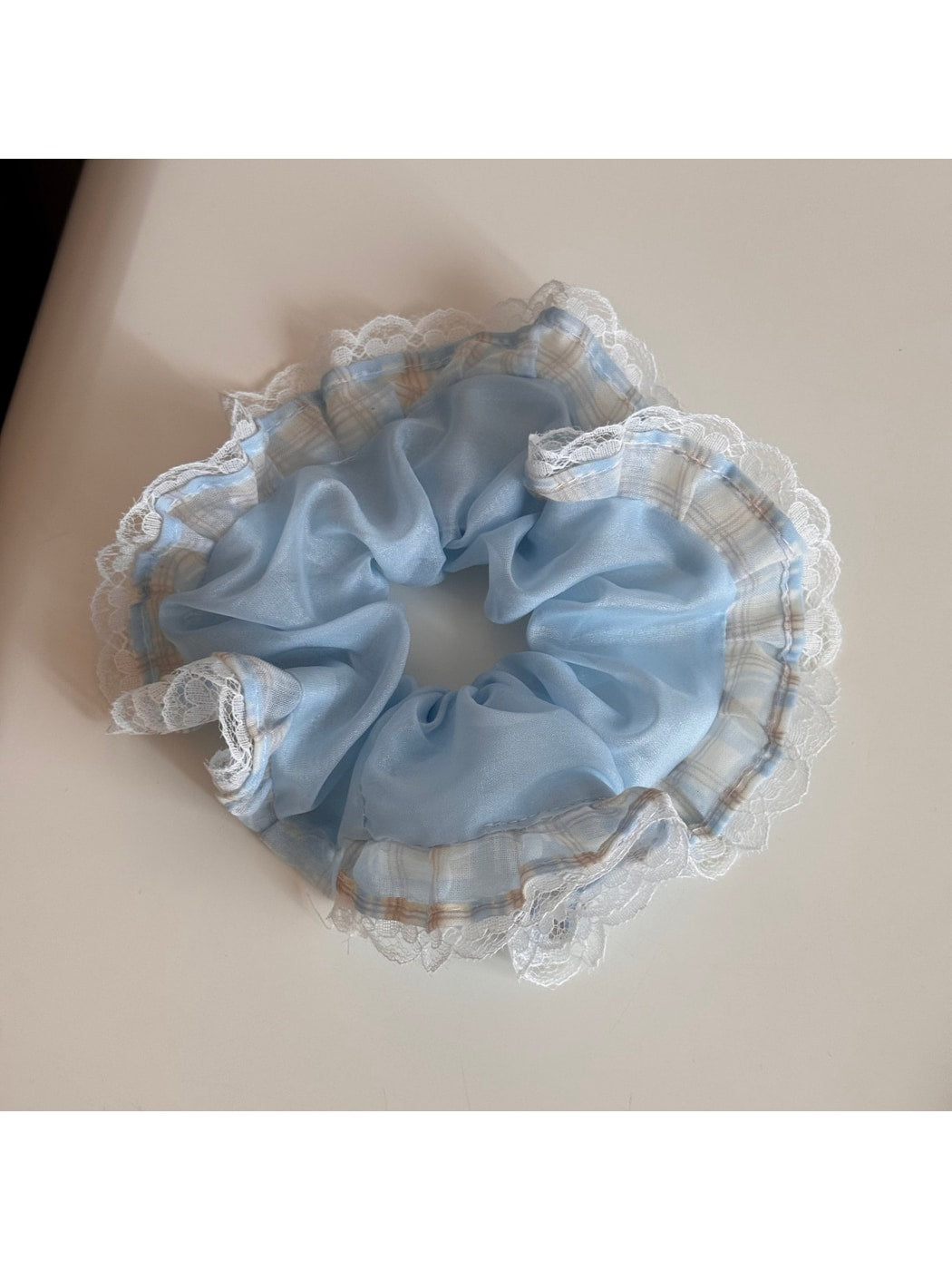 Gifty - Plaid Lace Trim Pleated Fabric Scrunchie