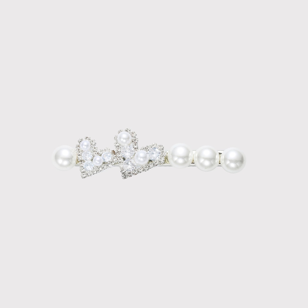 Beau - Sparkly White Heart Accent Hair Clip