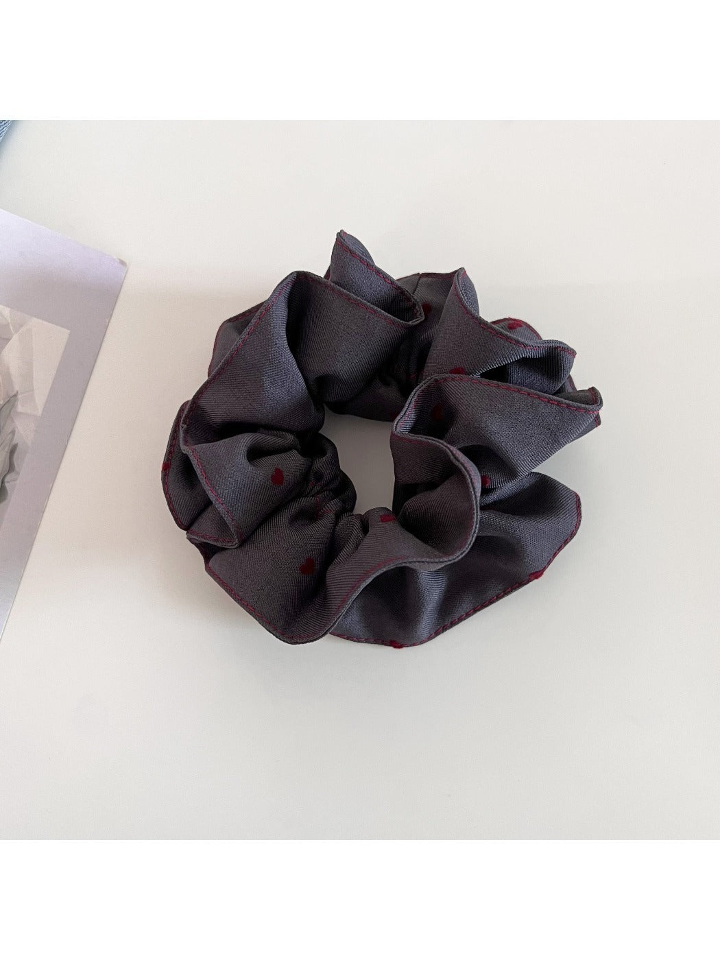 Gifty - Minimalist Sweet Fashion Scrunchie