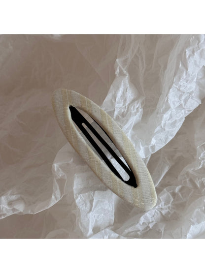 Beau - Plaid Fabric Covered Oval Alloy Hair Clip