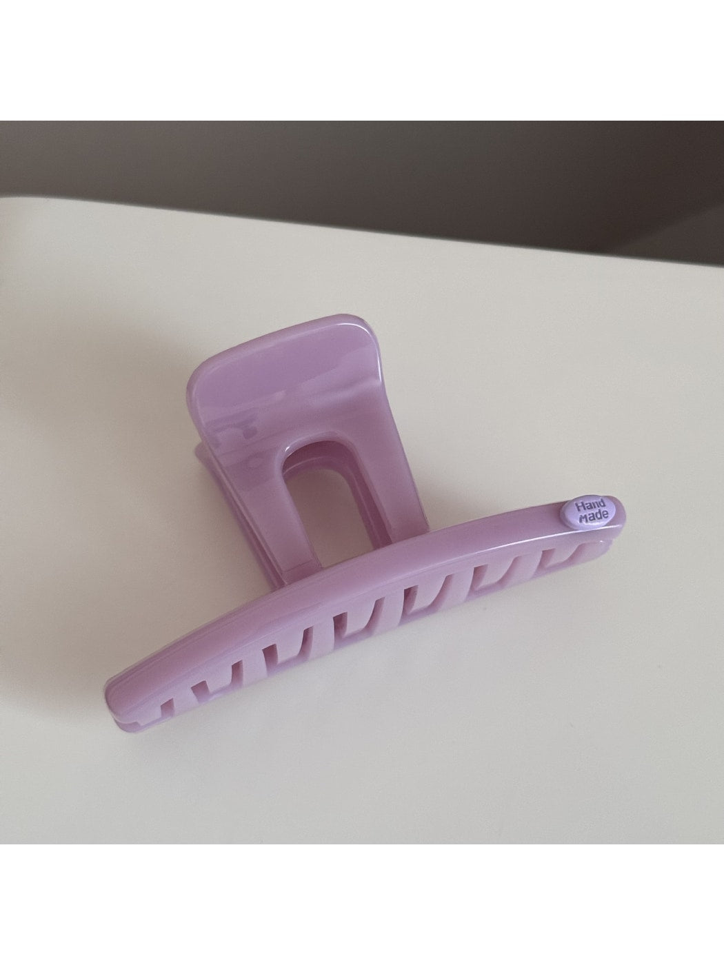 Beau - Curved Open Center Design Detail Claw Clip