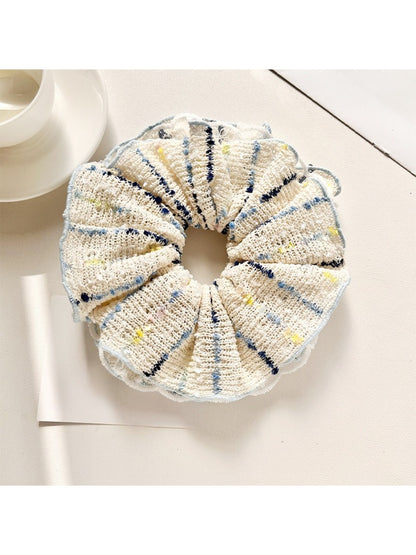 Gifty - Elegant Striped Fabric Scrunchie