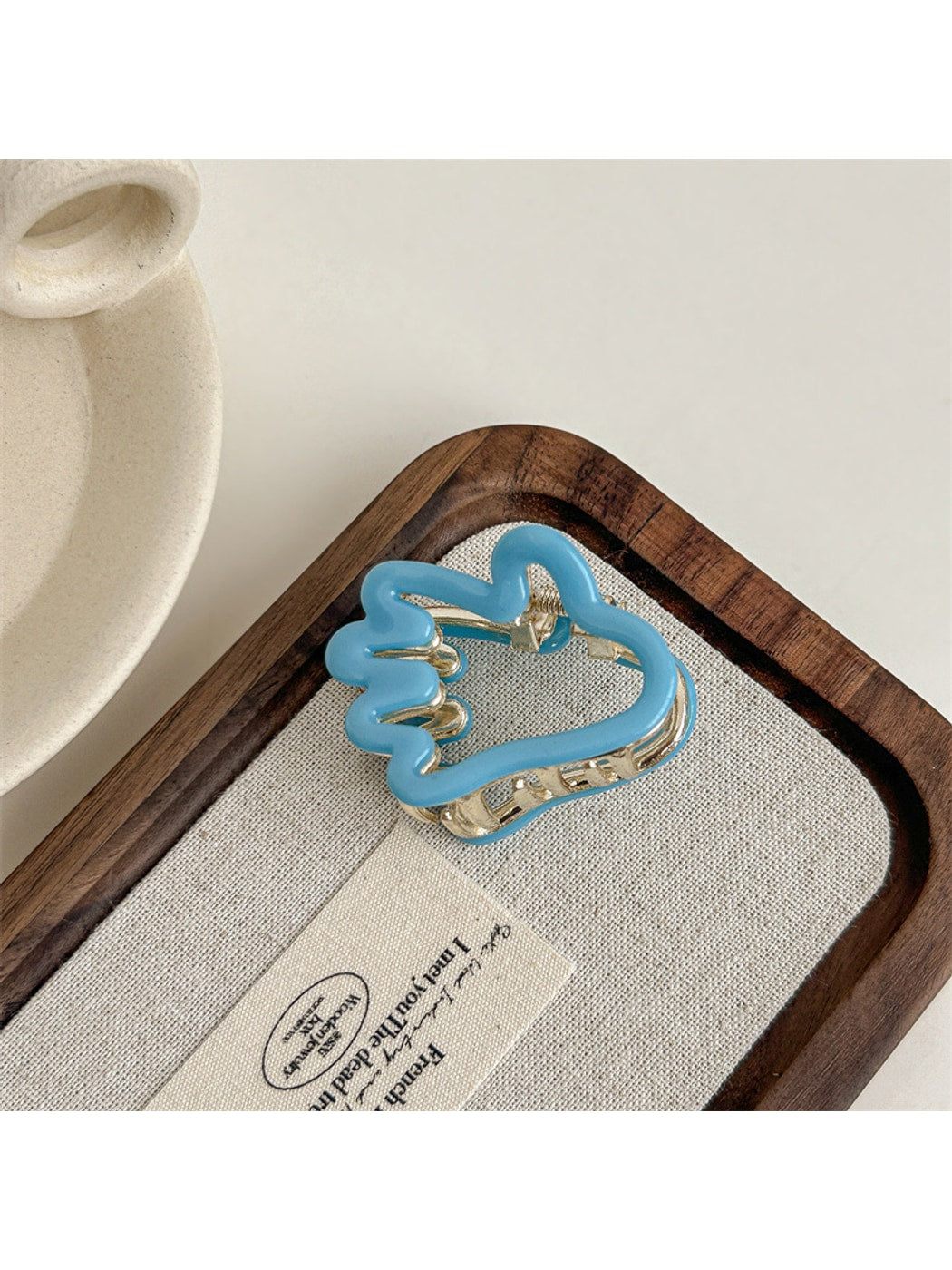 Beau - Simple Hand Silhouette Acetate Claw Clip