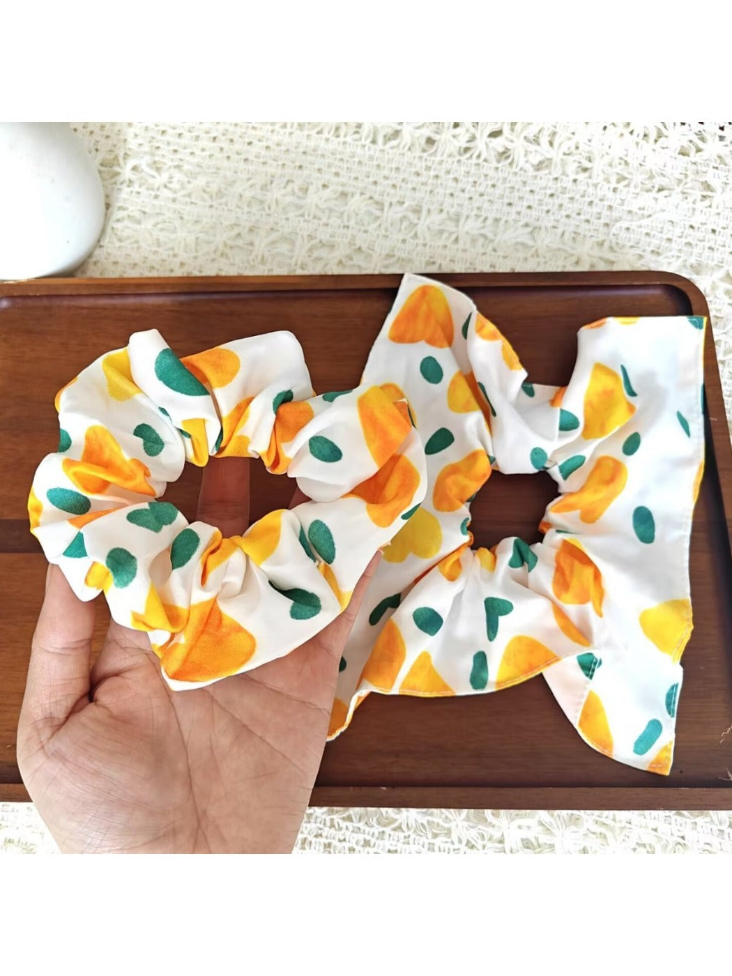 Gifty - Cartoon Heart Print Polyester Scrunchie