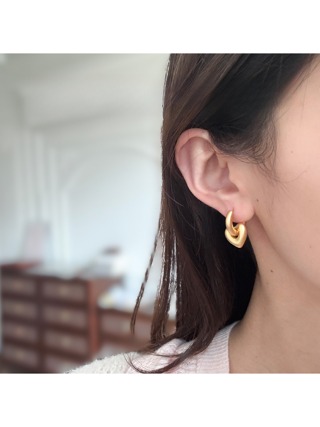 Earedge - Geometric Heart Design Fashion Earrings