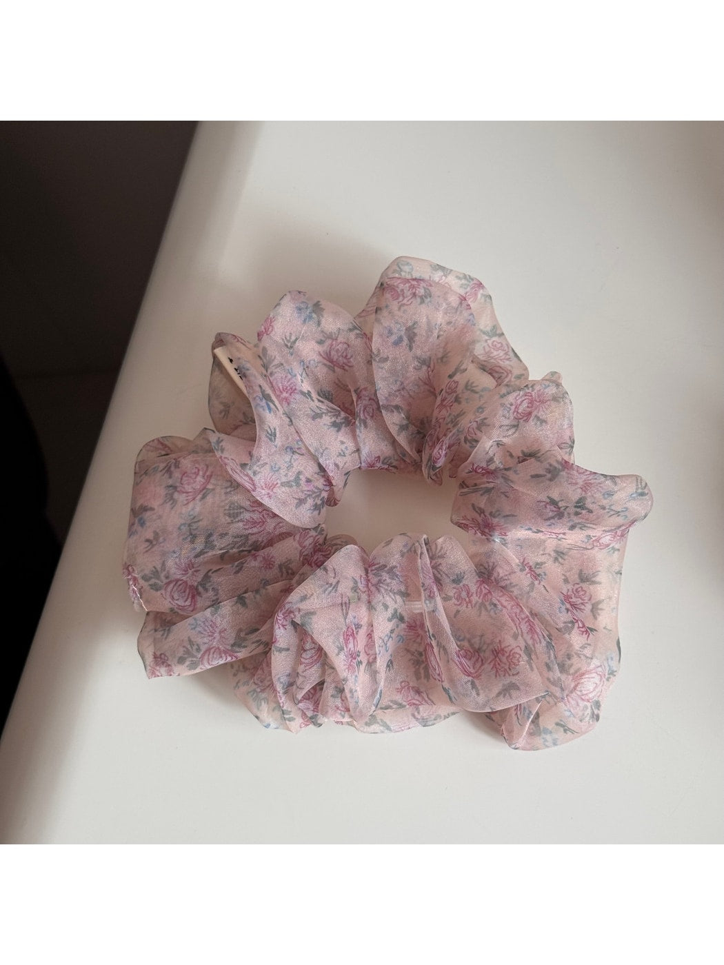 Gifty - Floral Print Gathered Sheer Hair Scrunchie
