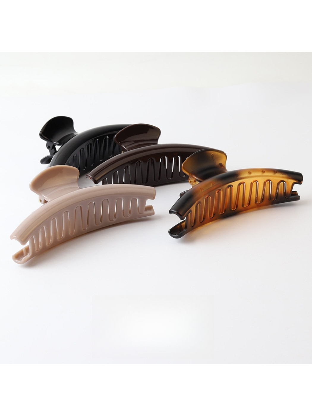 Beau - Geometric Curved Hair Claw Clip