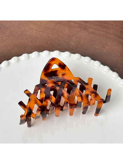 Beau - Retro Acetic Acid Cross Hollow Hair Clip