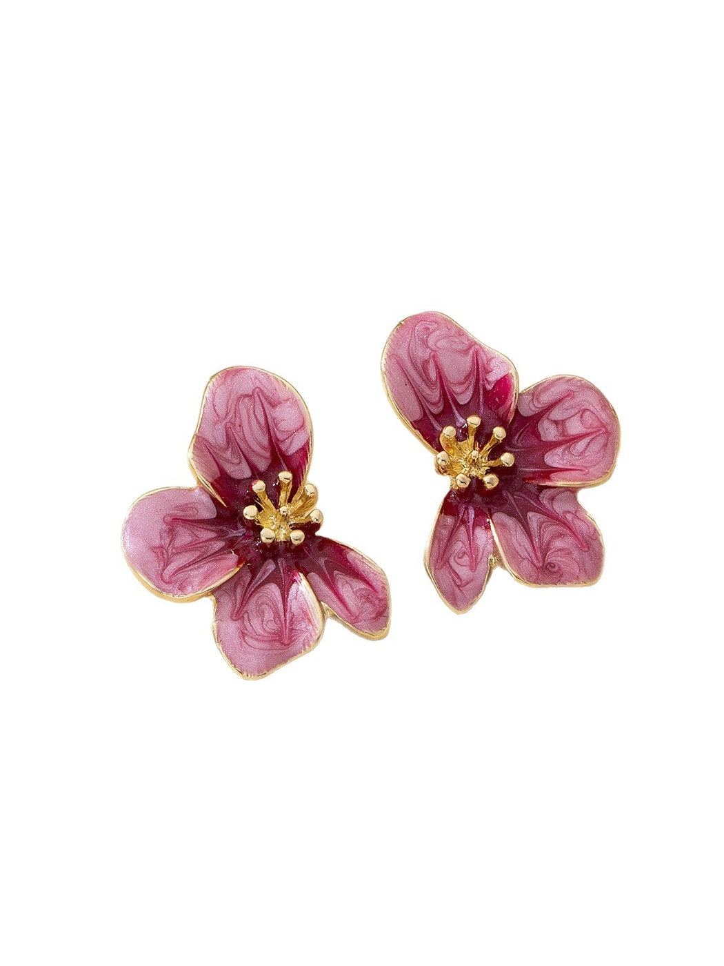 Earedge - Sweet Floral Petal Design Stud Earrings