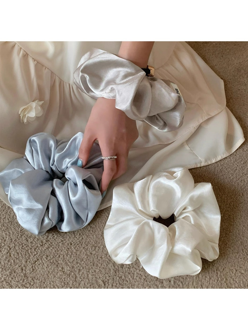 Gifty - Elegant Colorful Satin Hair Scrunchie