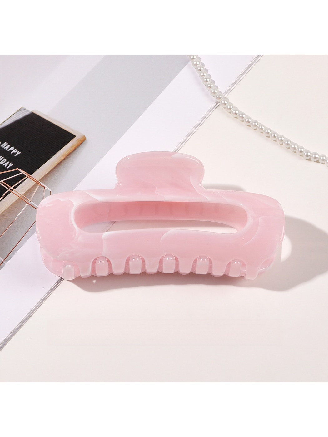 Beau - Glossy Marble Look Oval Hair Claw Clip