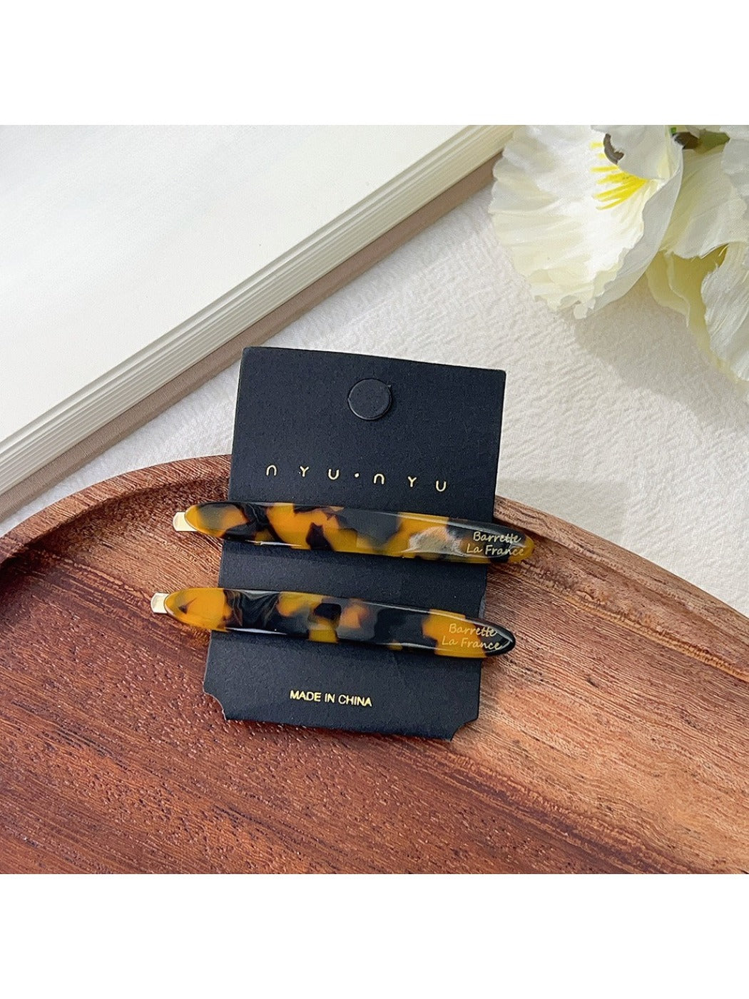 Beau - Beautiful Oval Acetate Hair Clip