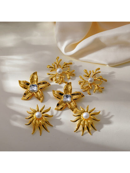Earedge - Elegant Floral Shaped Earrings