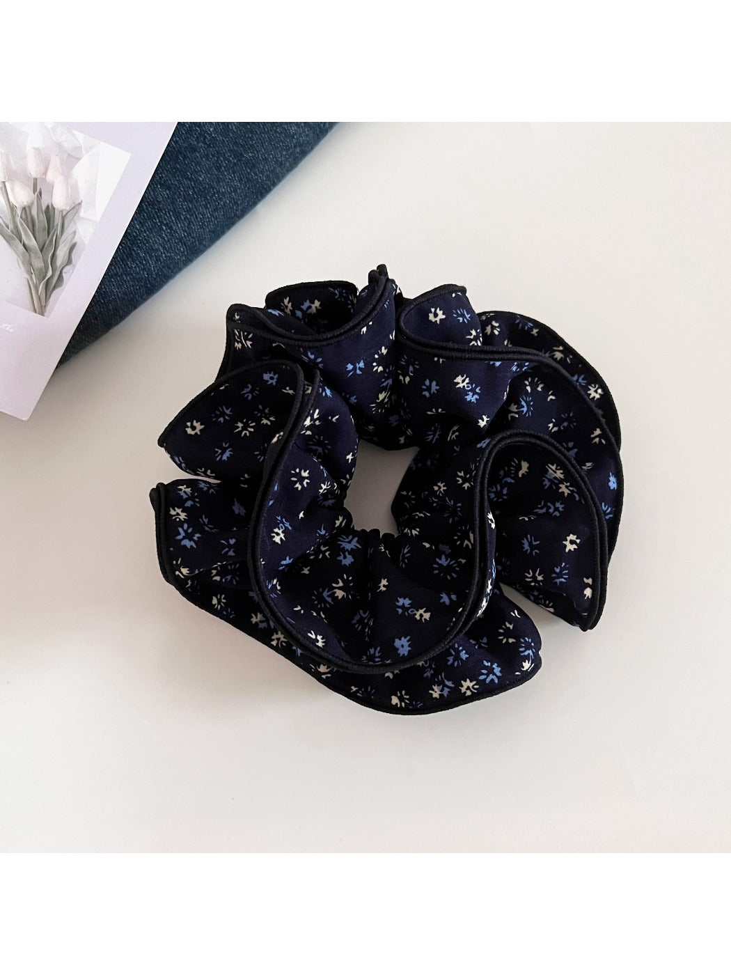 Gifty - Ruffled Edge Spiral-Shaped Hair Tie