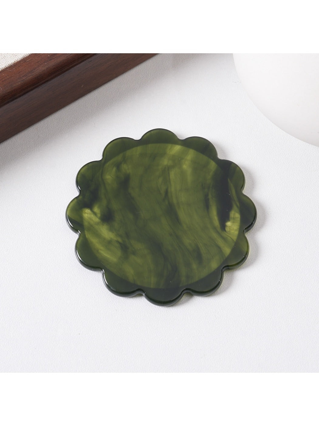 Mirroray - Sunflower Shaped Retro Makeup Mirror