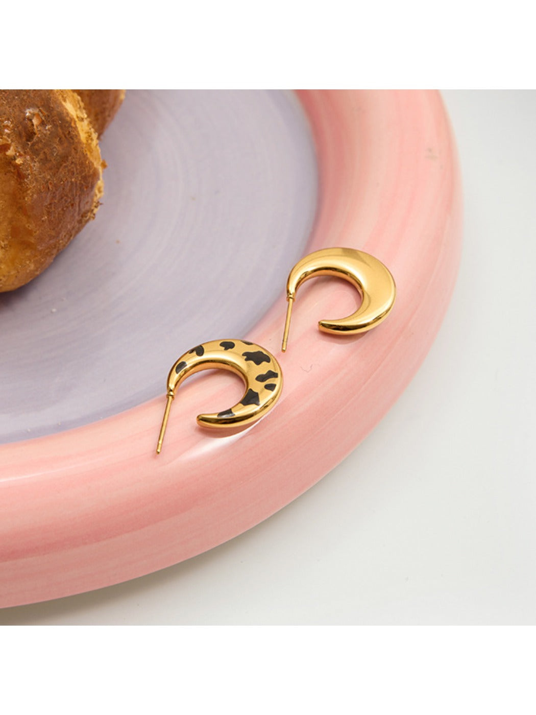 Earedge - Leopard Print Moon Hoop Earrings