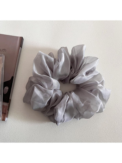 Gifty - Soft Voluminous Tulle Scrunchie