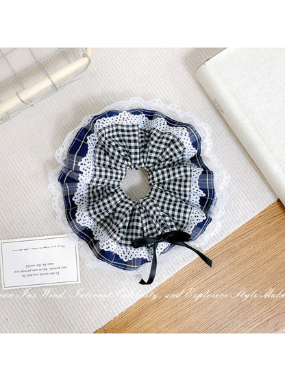 Gifty - Navy Plaid Scrunchie with Lace Trim