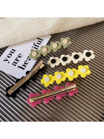 Beau - Elegant Floral Hair Clip