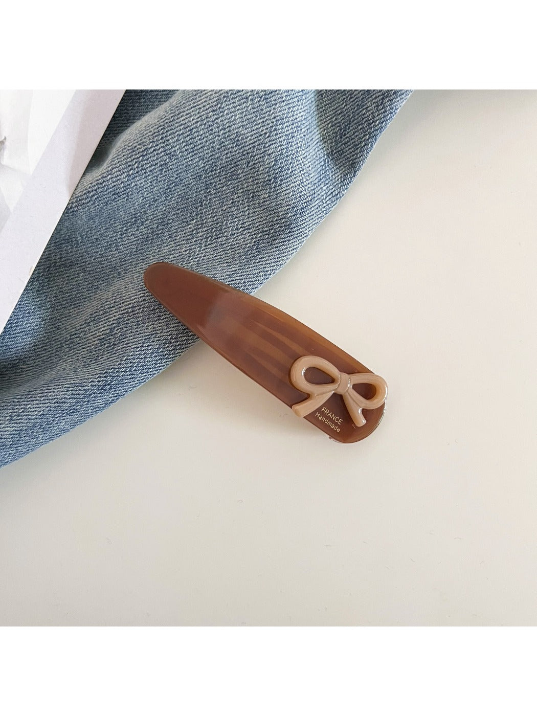 Beau - Solid Color Teardrop Hair Clip