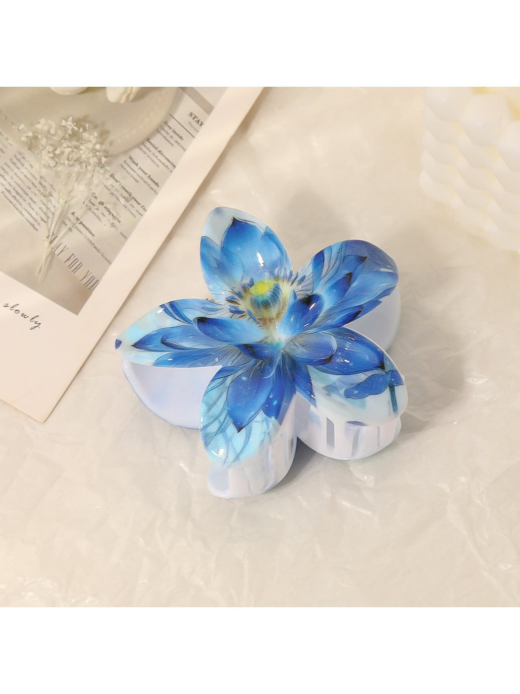 Beau - Vintage Vibrant Flower Shaped Claw Clip