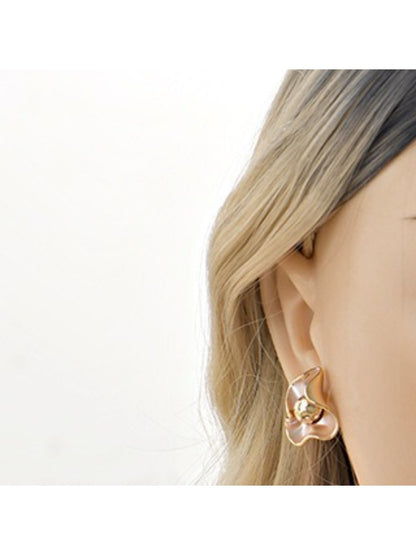 Earedge - Fashionable Floral Stud Earrings