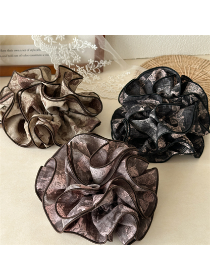 Gifty - Vintage Rose Print Ruffle Hair Scrunchie