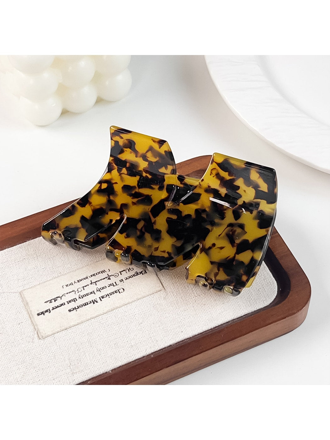 Beau - Glossy Marbled Acetate M Shape Claw Clip