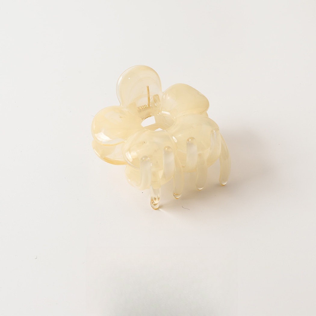 Beau - Rounded Flower Shape PC Claw Clip