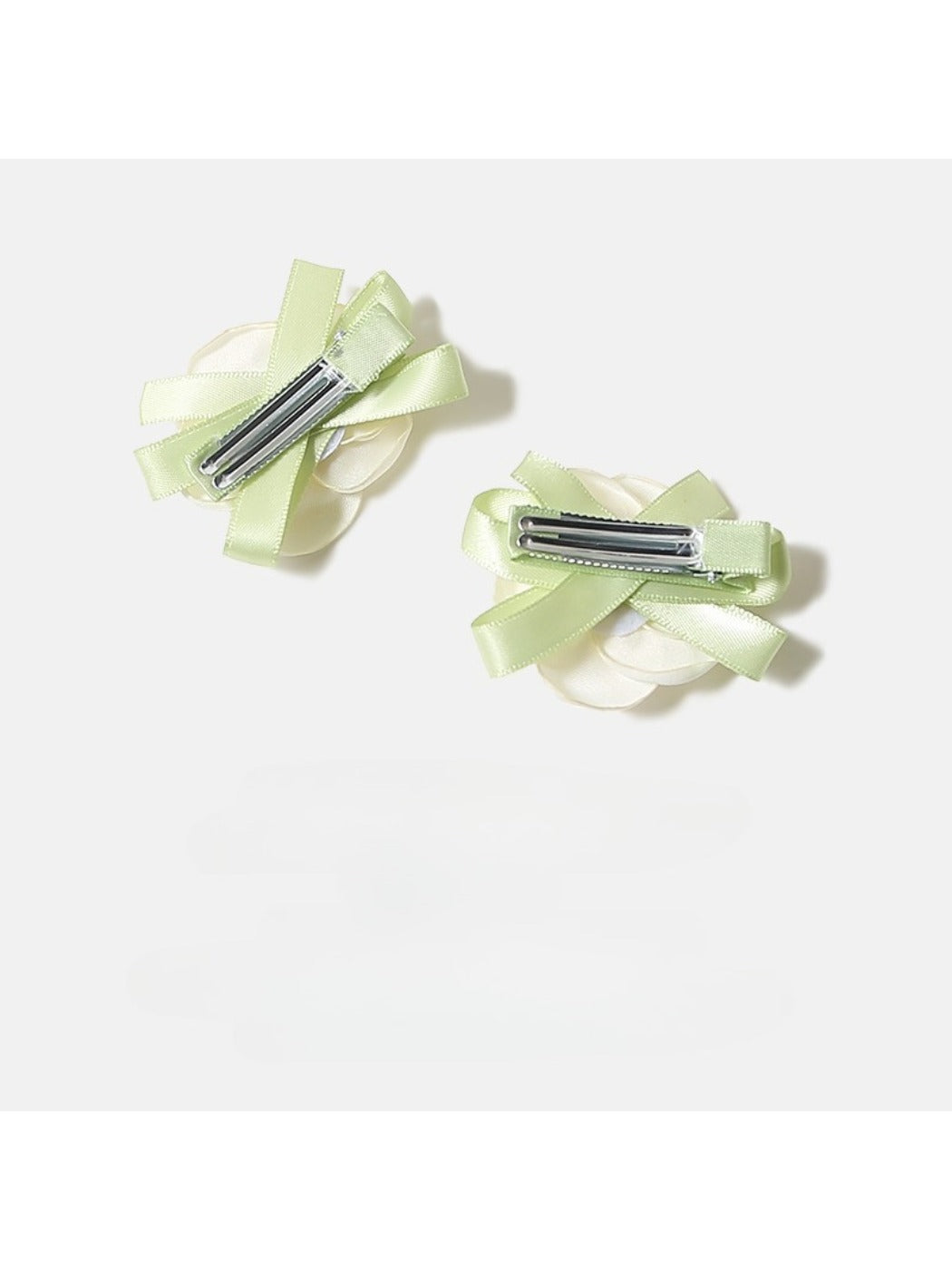 Beau - Elegant Camellia Shaped Hair Clips