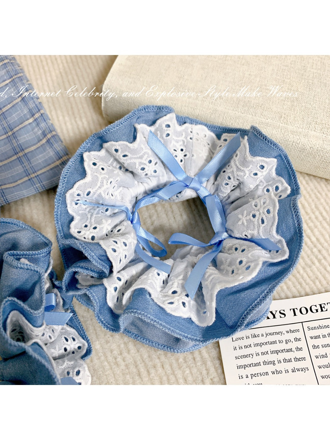 Gifty - Elegant Denim Lace Scrunchie