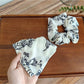 Gifty - Vintage Floral Print Polyester Fabric Scrunchie
