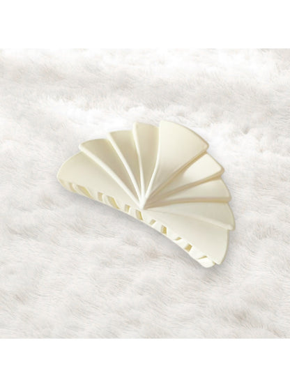 Beau - Modern Minimalist 7cm Plastic Fan Shape Claw Clip