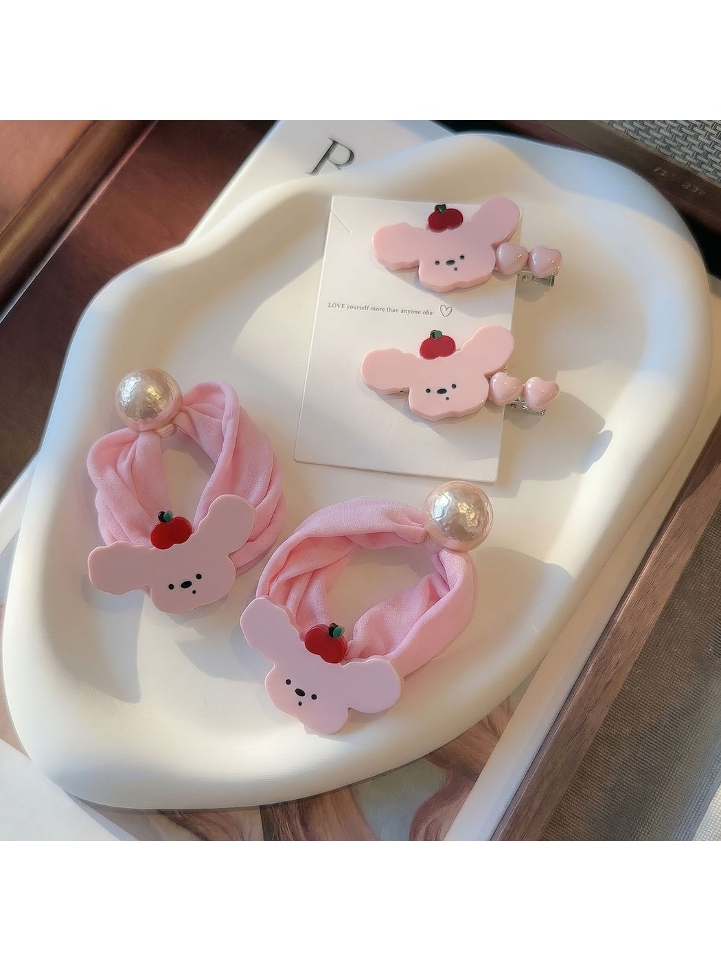 Gifty - Cute Dog Bead Detail Elastic Scrunchie