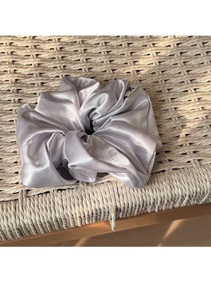 Gifty - Macaron Colored Satin Hair Scrunchie