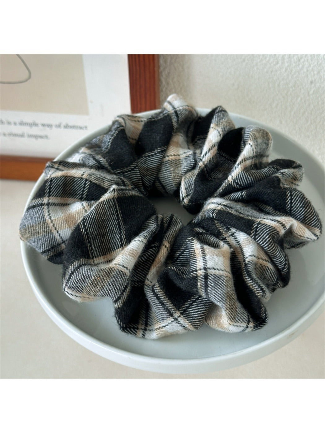 Gifty - Cute Vintage Plaid Hair Ties
