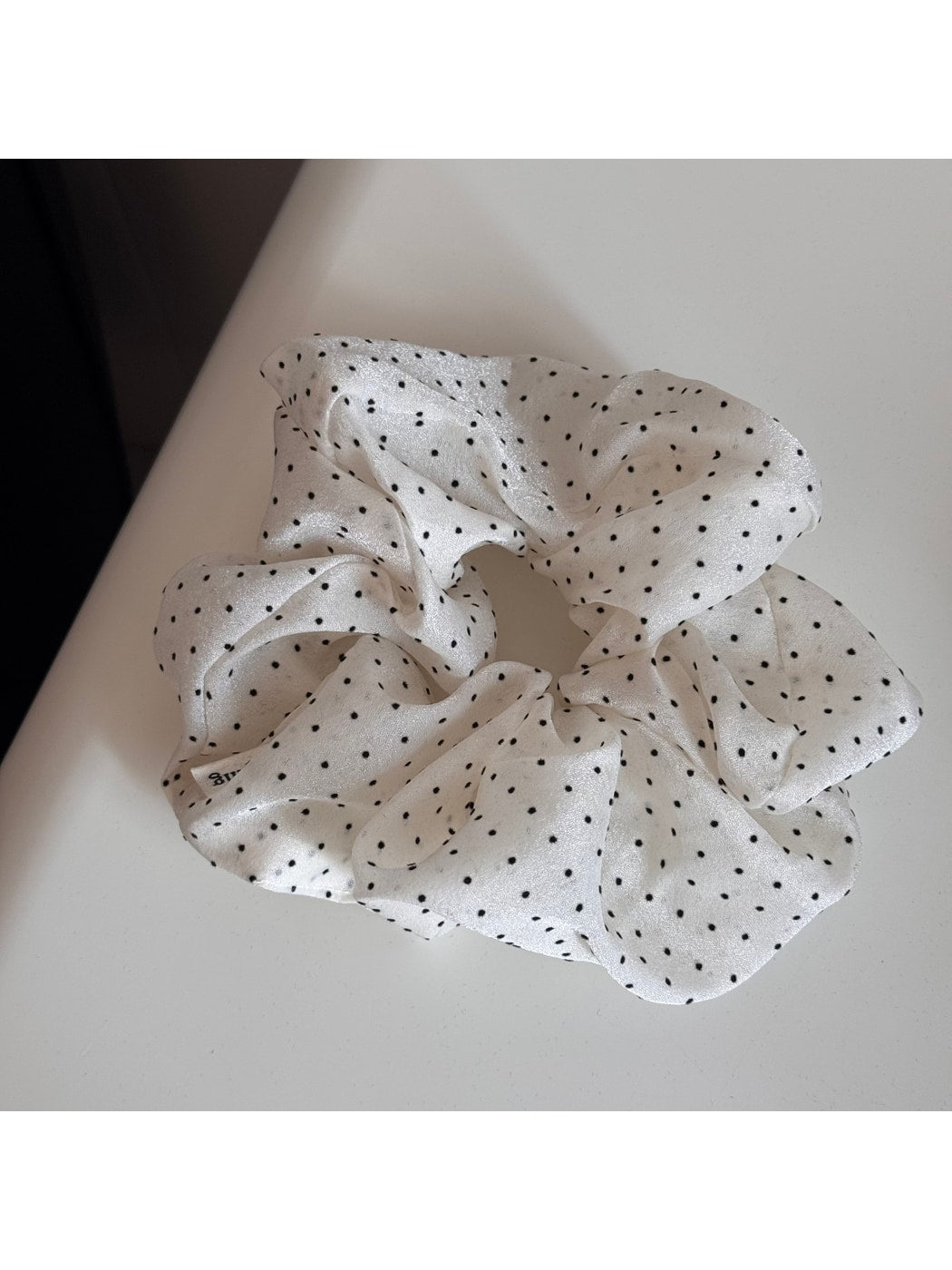 Gifty - Ruched Polka Dot Polyester Scrunchie