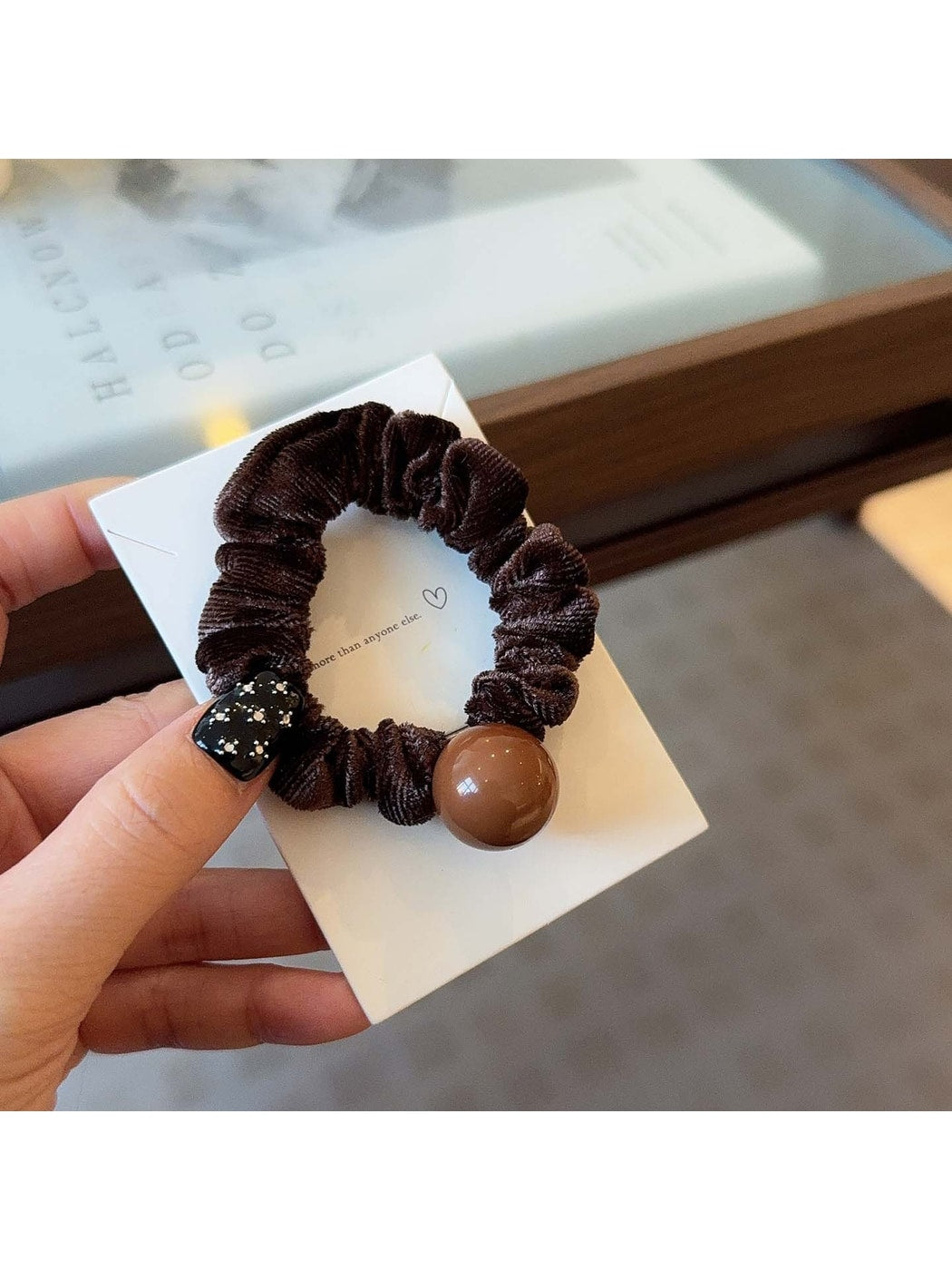 Gifty - Sweet Style Rounded Accent Decorative Hair Tie