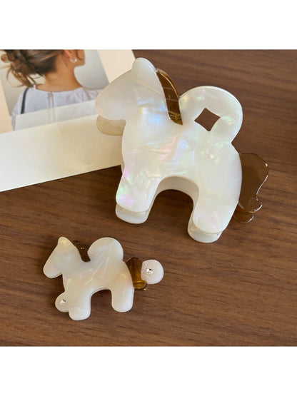 Beau - Acetate Horse Shaped Claw Clip