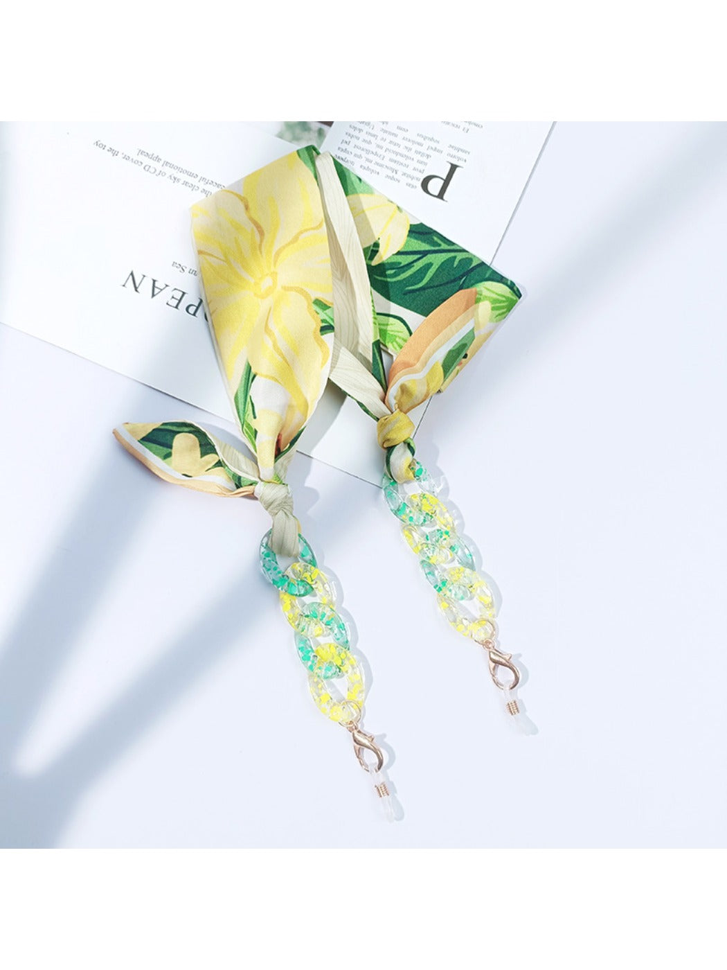 Velra - Elegant Ribbon Eyeglass Strap