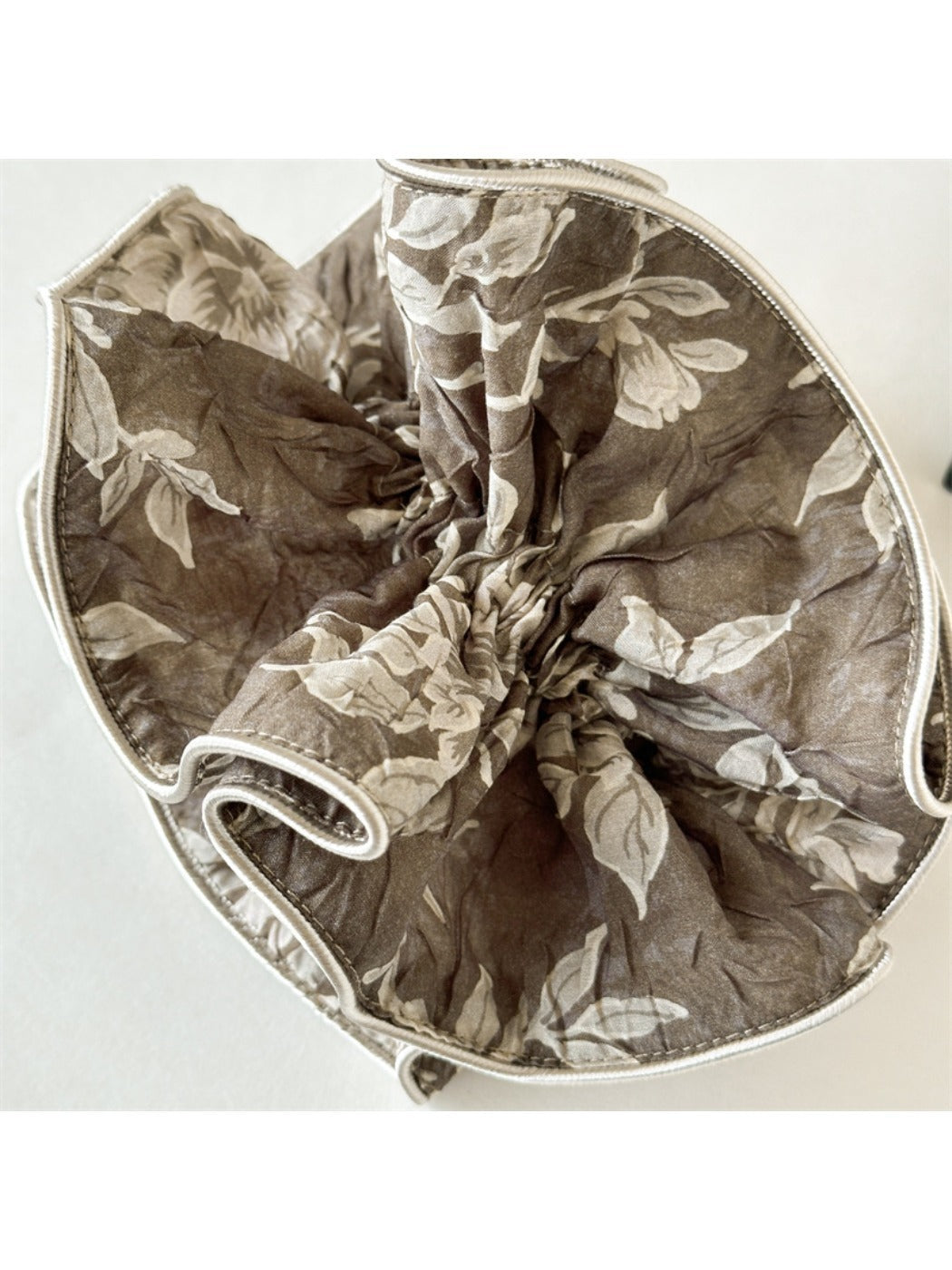 Gifty - Vintage Elegant Hair Ties