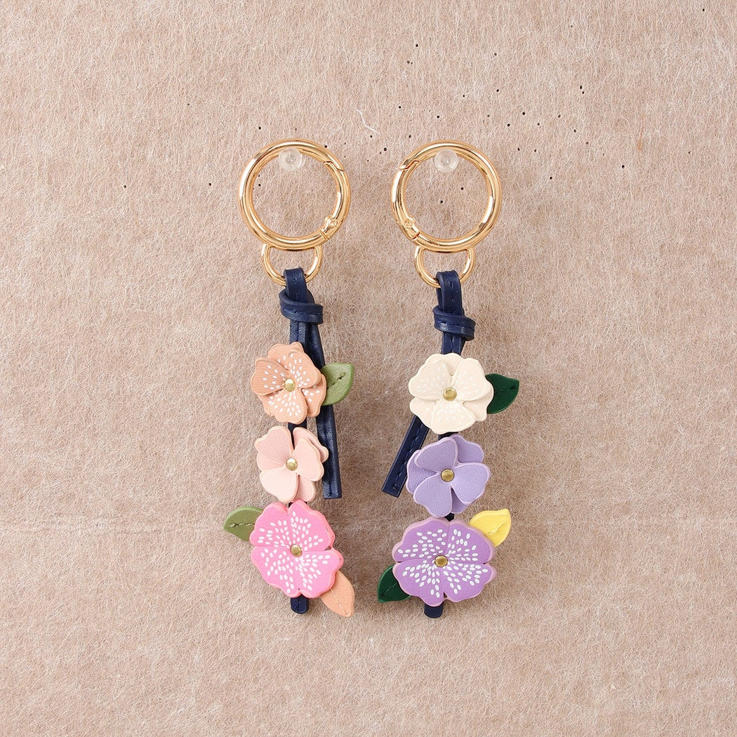 Keypus - Sweet Floral PU Bag Charm Keychain