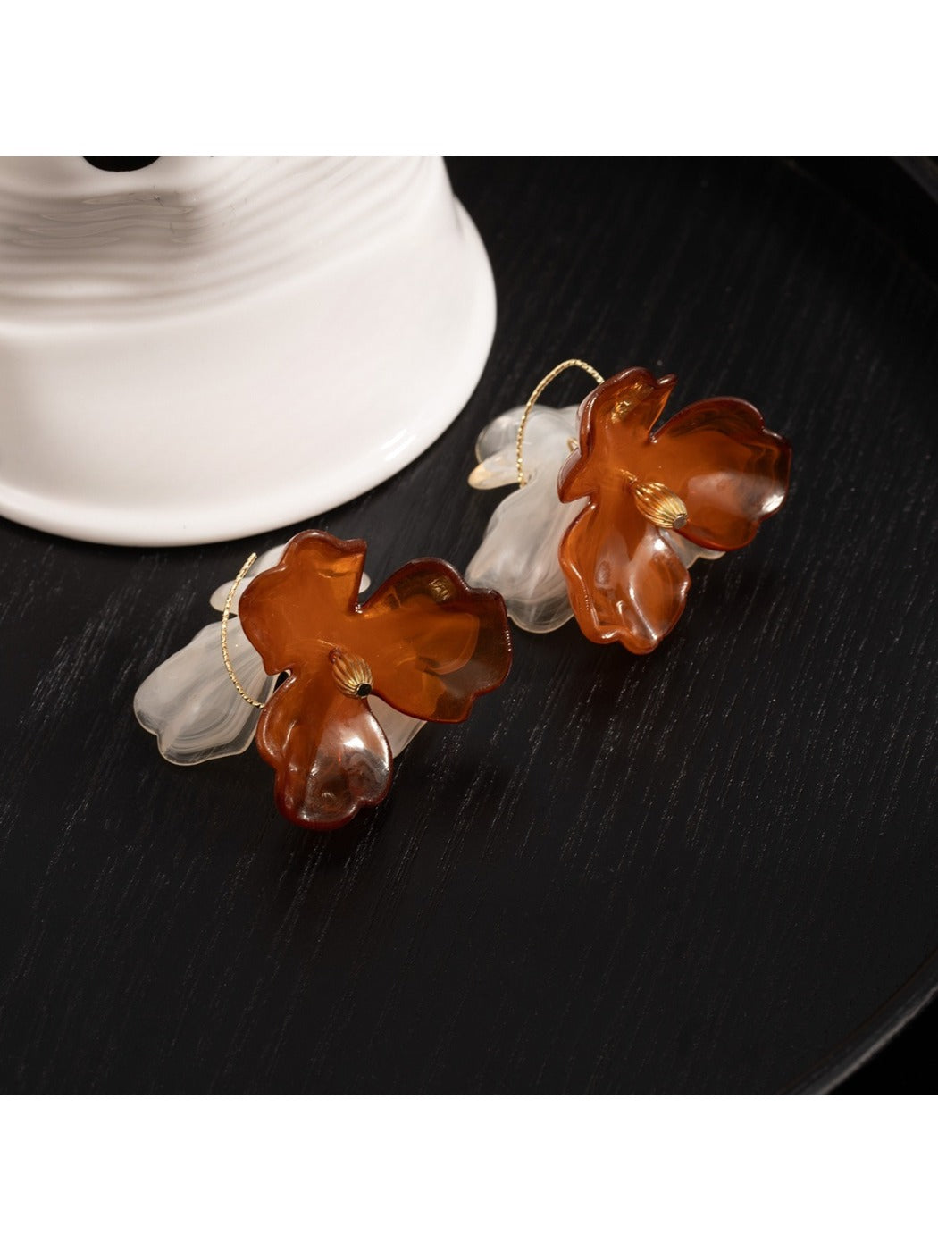 Earedge - Coffee-Colored Floral Premium Earrings