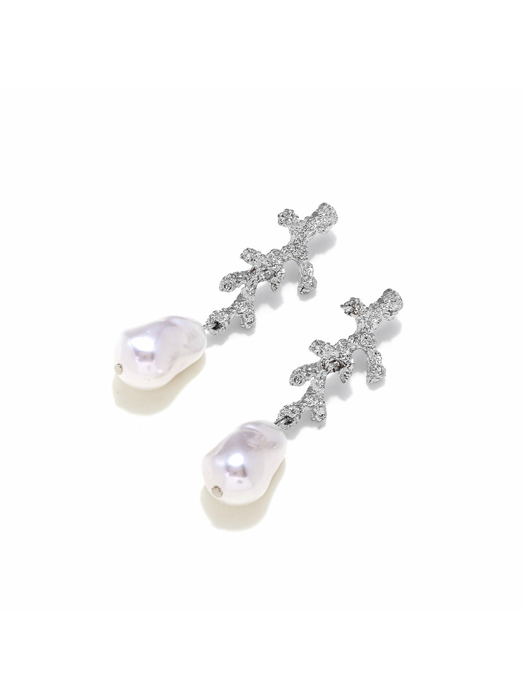 Earedge - Hammered Coral Form Alloy Dangle Earrings