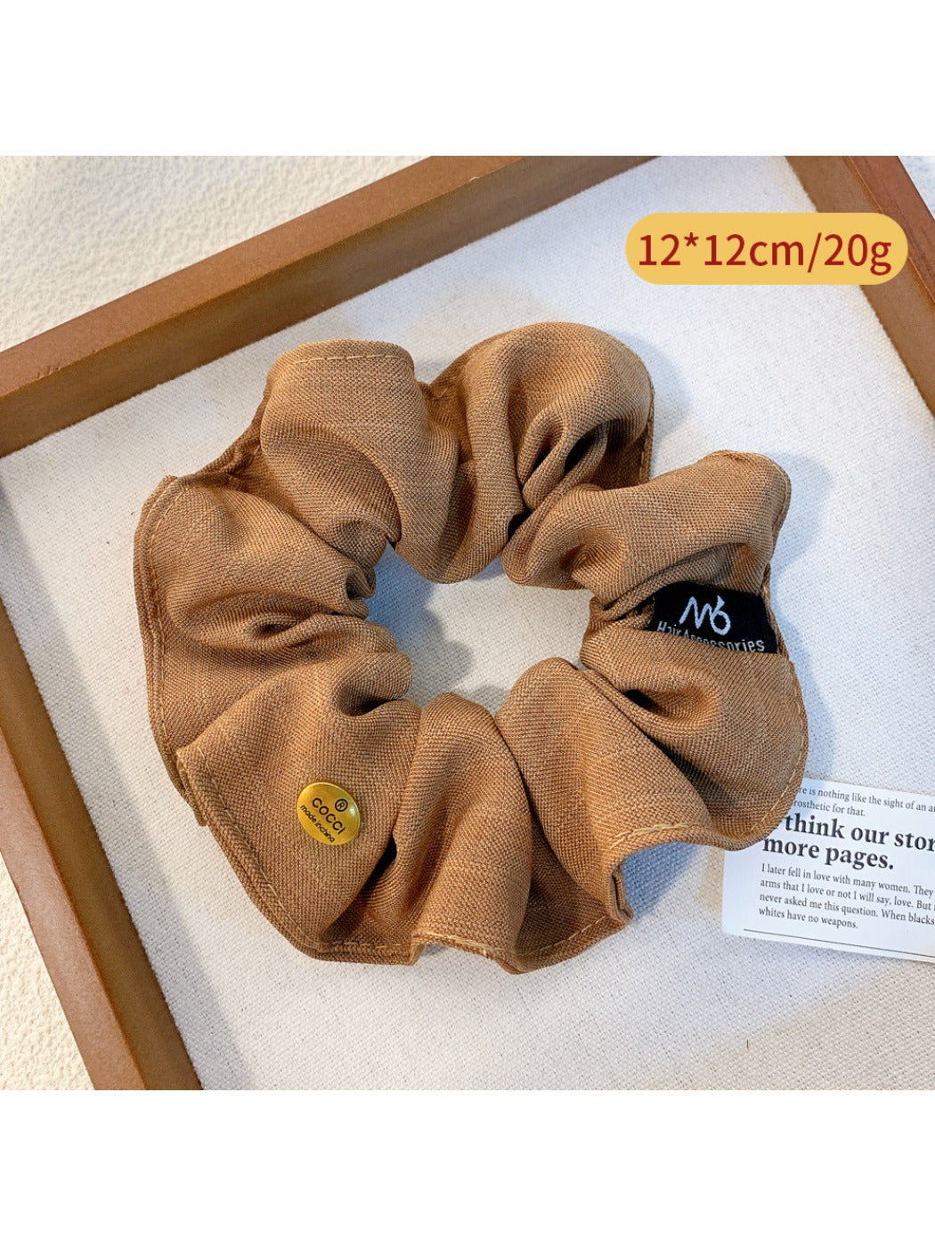 Gifty - Elegant Striped Hair Scrunchie